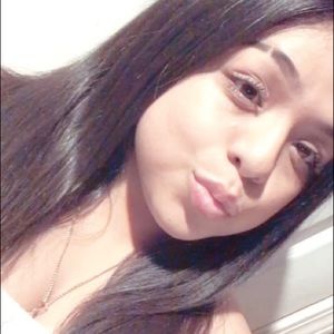 Meet your Posher, Xitlali